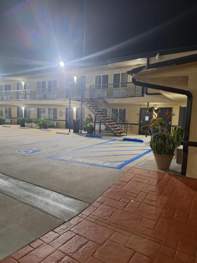 Portofino Inn Burbank Esterno foto